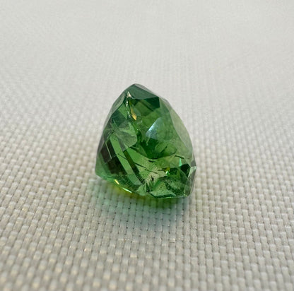 Tsavorite - 2.05ct - Round Mixed Cut