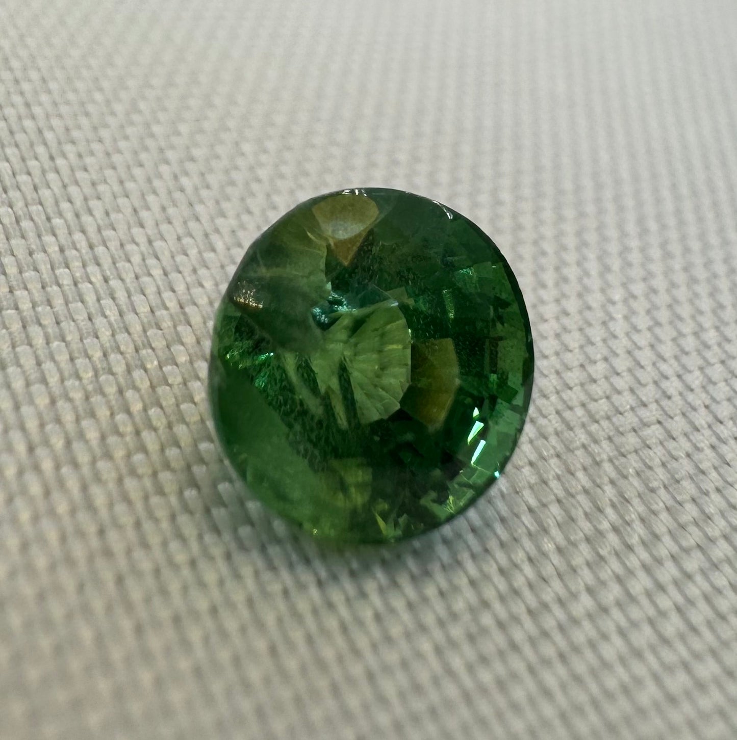 Tsavorite - 2.05ct - Round Mixed Cut