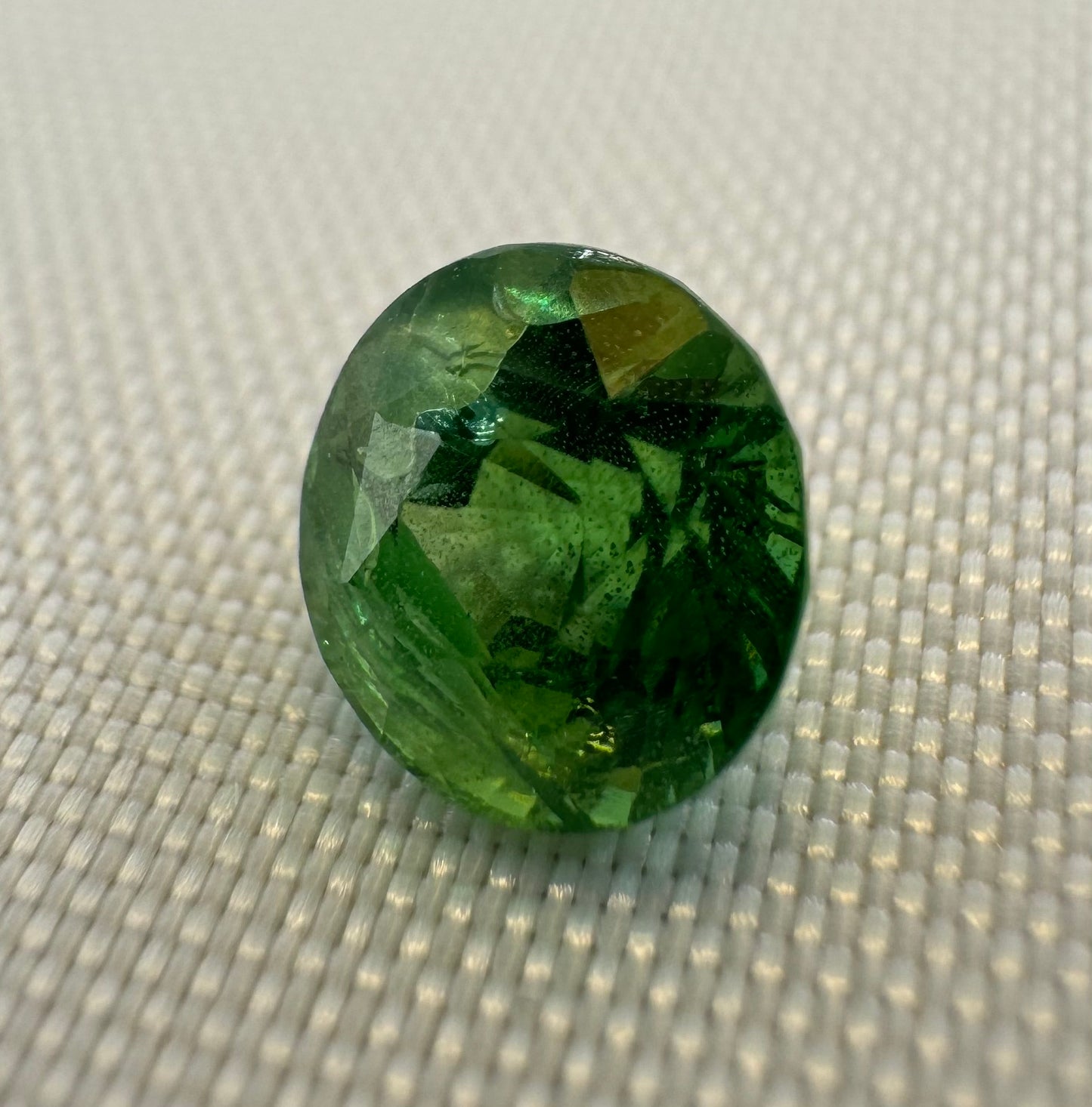 Tsavorite - 2.05ct - Round Mixed Cut