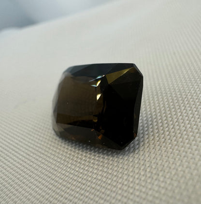 Natural Brown Zircon - 7.57ct - Radiant Mixed Cut