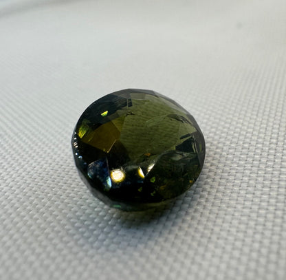 Natural Apatite - 4.68ct - Oval Mixed Cut