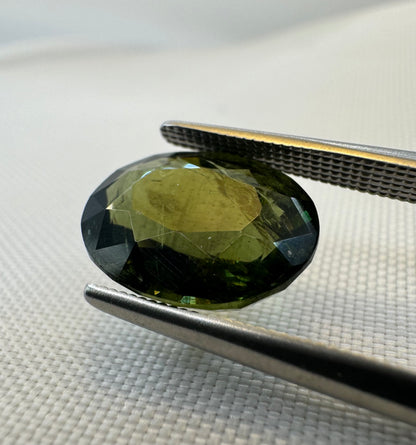 Natural Apatite - 4.68ct - Oval Mixed Cut