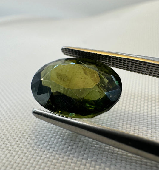 Natural Apatite - 4.68ct - Oval Mixed Cut