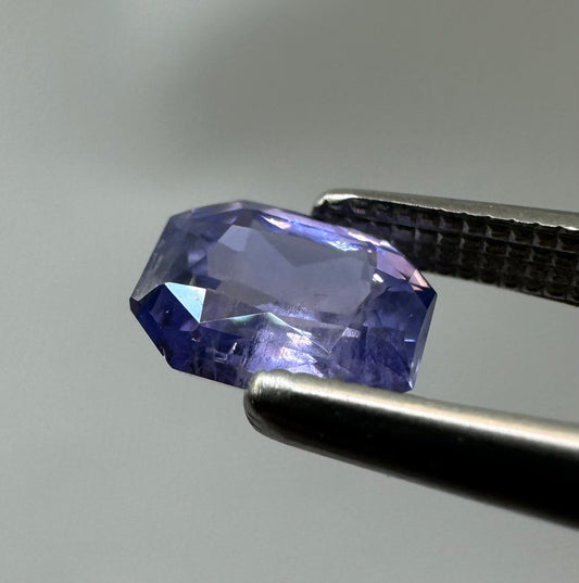 Natural Violet Sapphire - 0.93ct - Radiant Step Cut