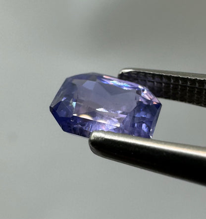 Natural Violet Sapphire - 0.93ct - Radiant Step Cut