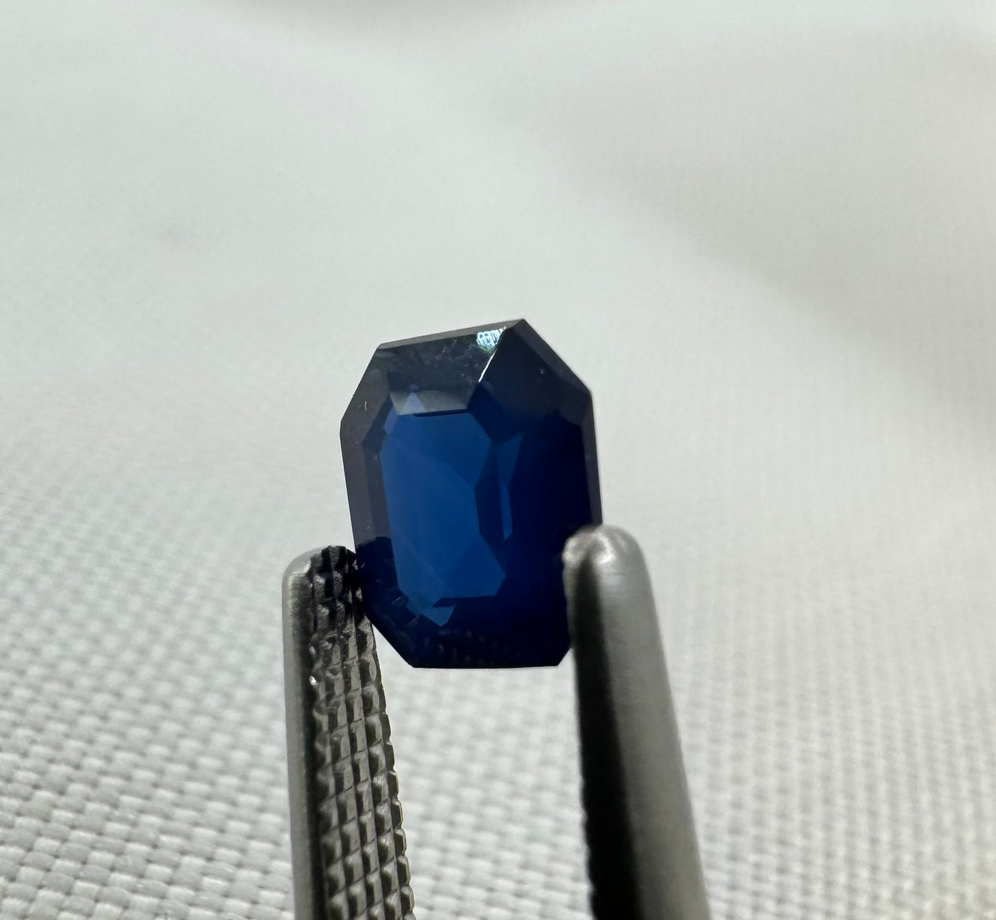 Natural Blue Sapphire - 0.63 ct - Radiant Step Cut