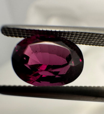 Rhodolite Garnet | Purplish Red |  Oval Cut | 2.495 CT