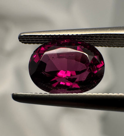 Rhodolite Garnet | Purplish Red |  Oval Cut | 2.495 CT