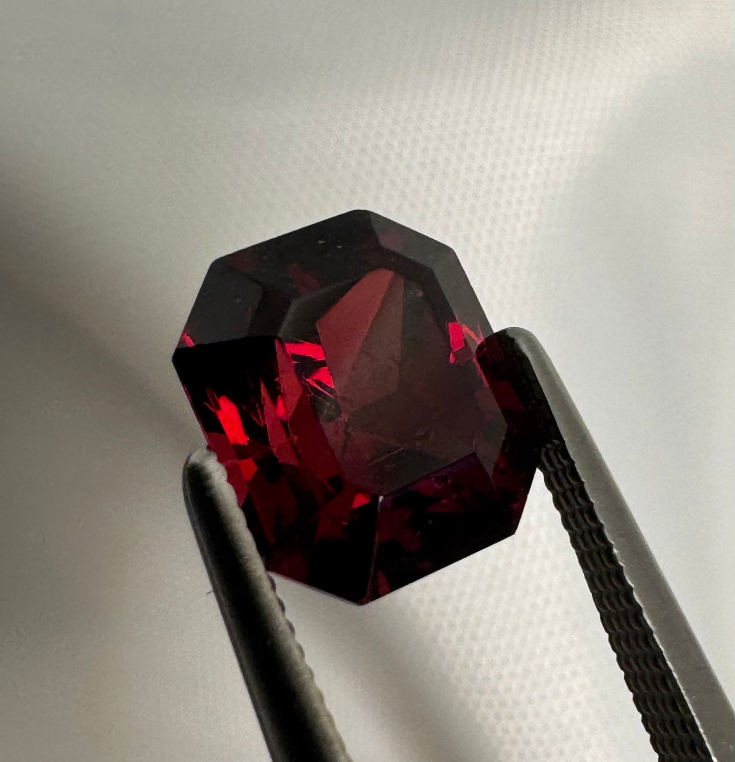Rhodolite Garnet | Purplish Red |  Octagonal Cut | 3.030 CT