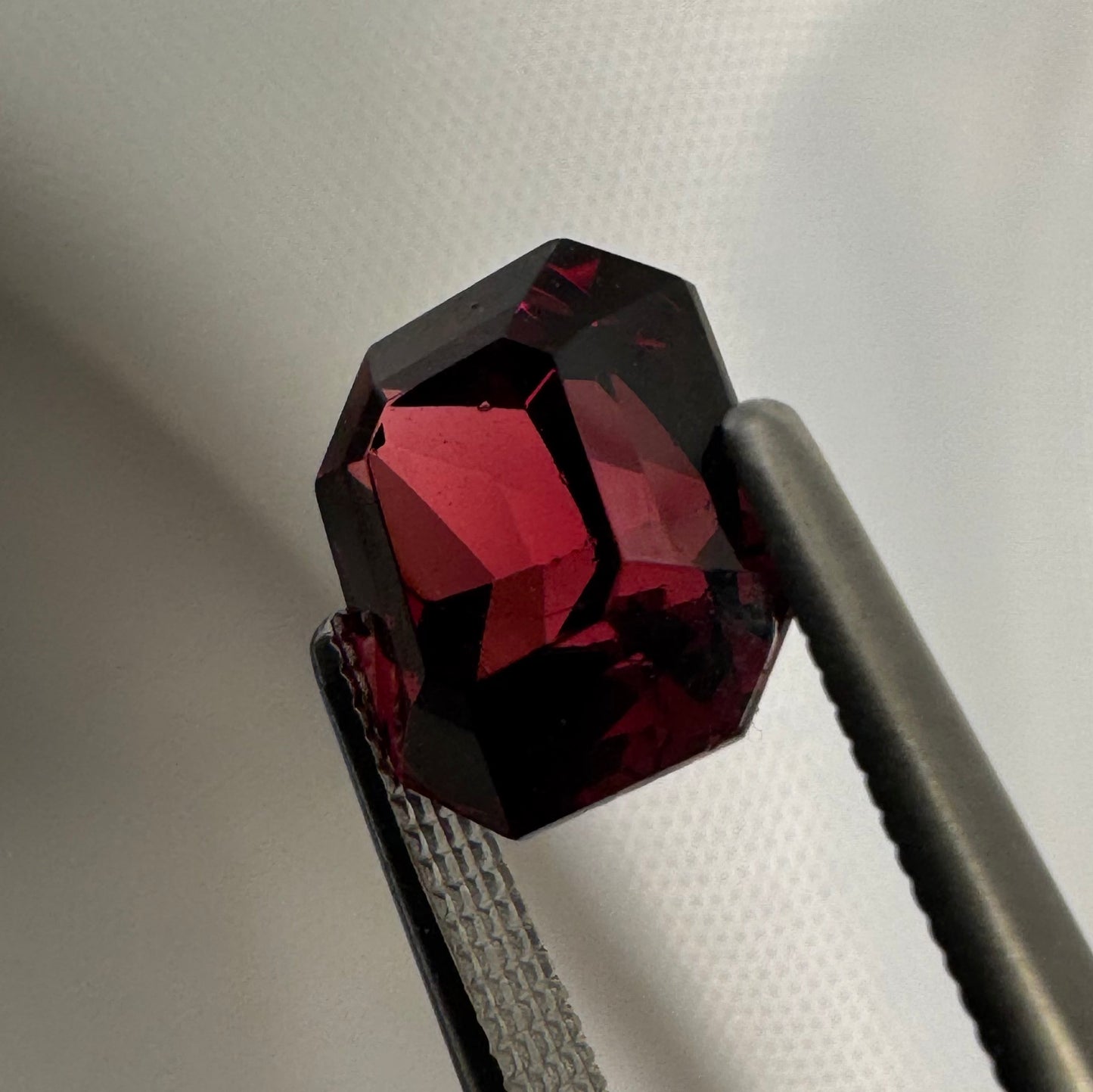 Rhodolite Garnet | Purplish Red |  Octagonal Cut | 3.030 CT