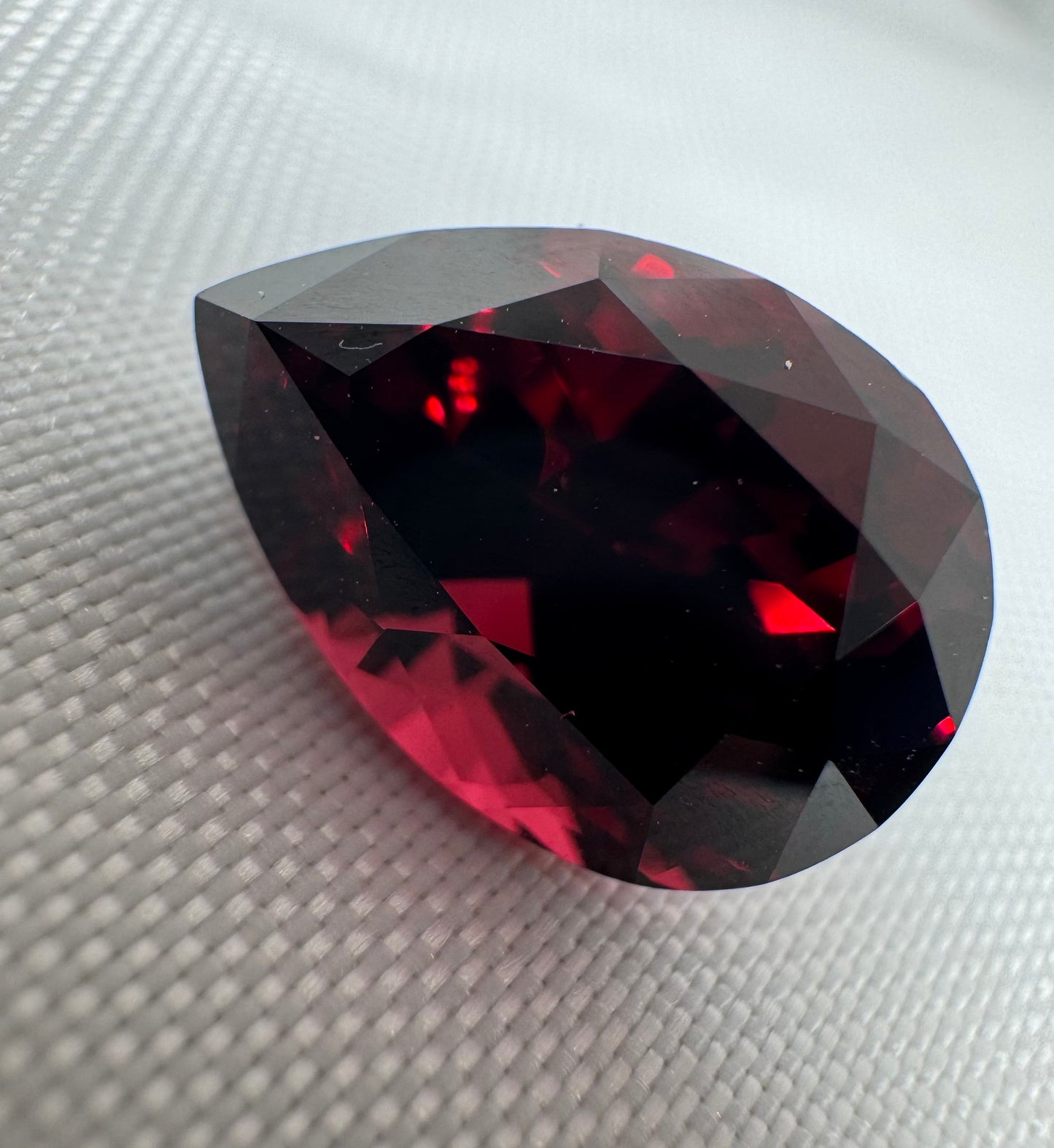 GIA Certified | Natural Pyrope-Almandine Garnet | Red | Pear Cut | 9.33 ct