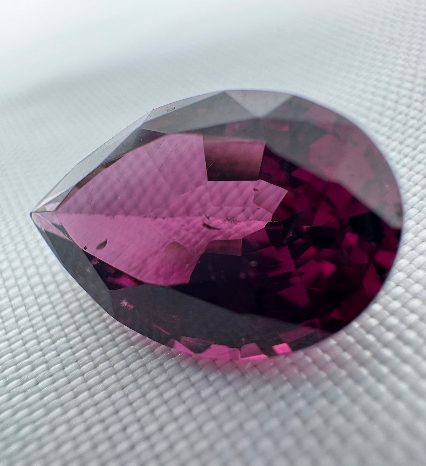 GIA Certified | Natural Pyrope-Almandine Garnet | Purplish Red | Pear | 6.64ct