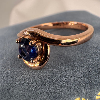 Elegant Rose Gold Blue Sapphire Ring