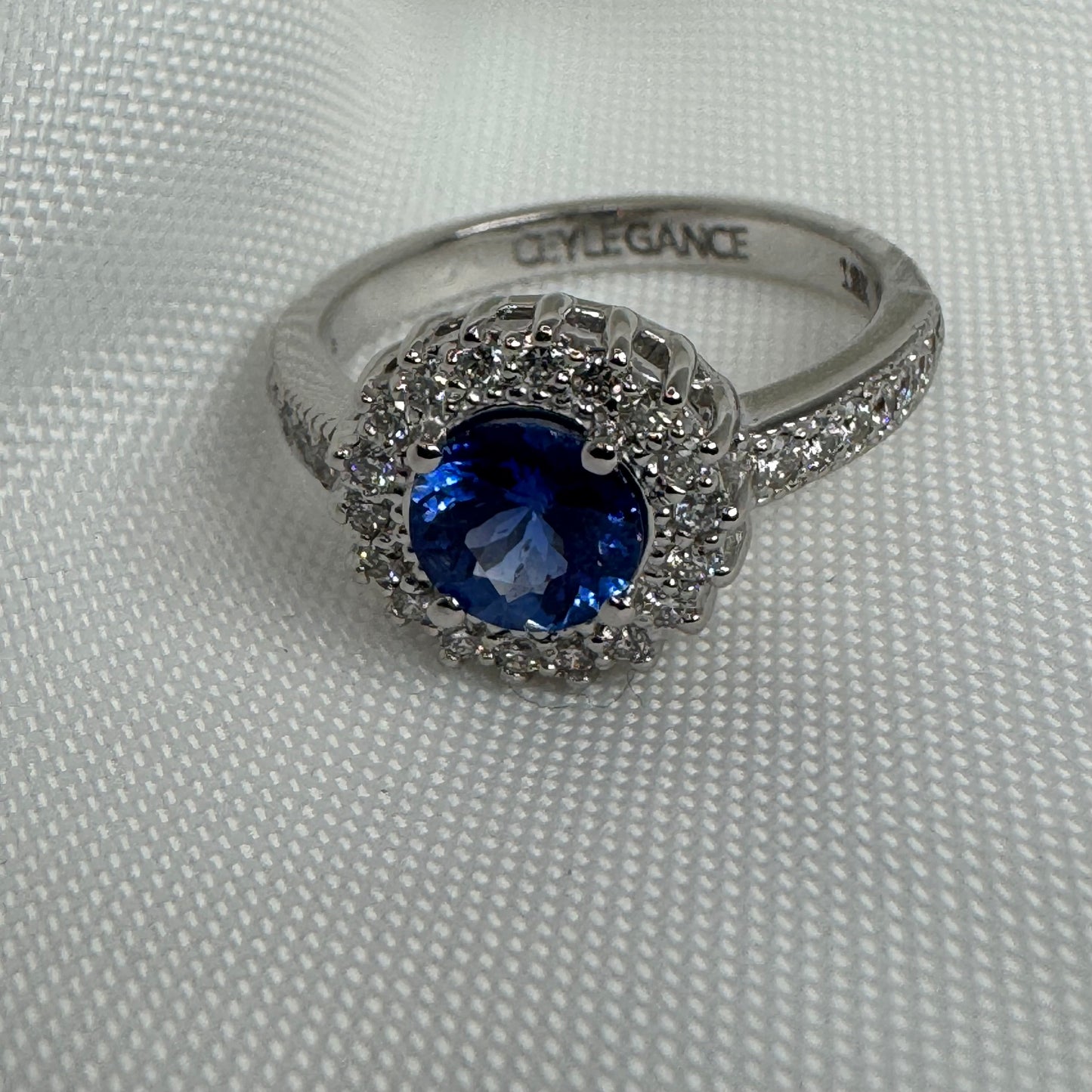 Natural Blue Sapphire Ring with Diamond Halo – 18K White Gold