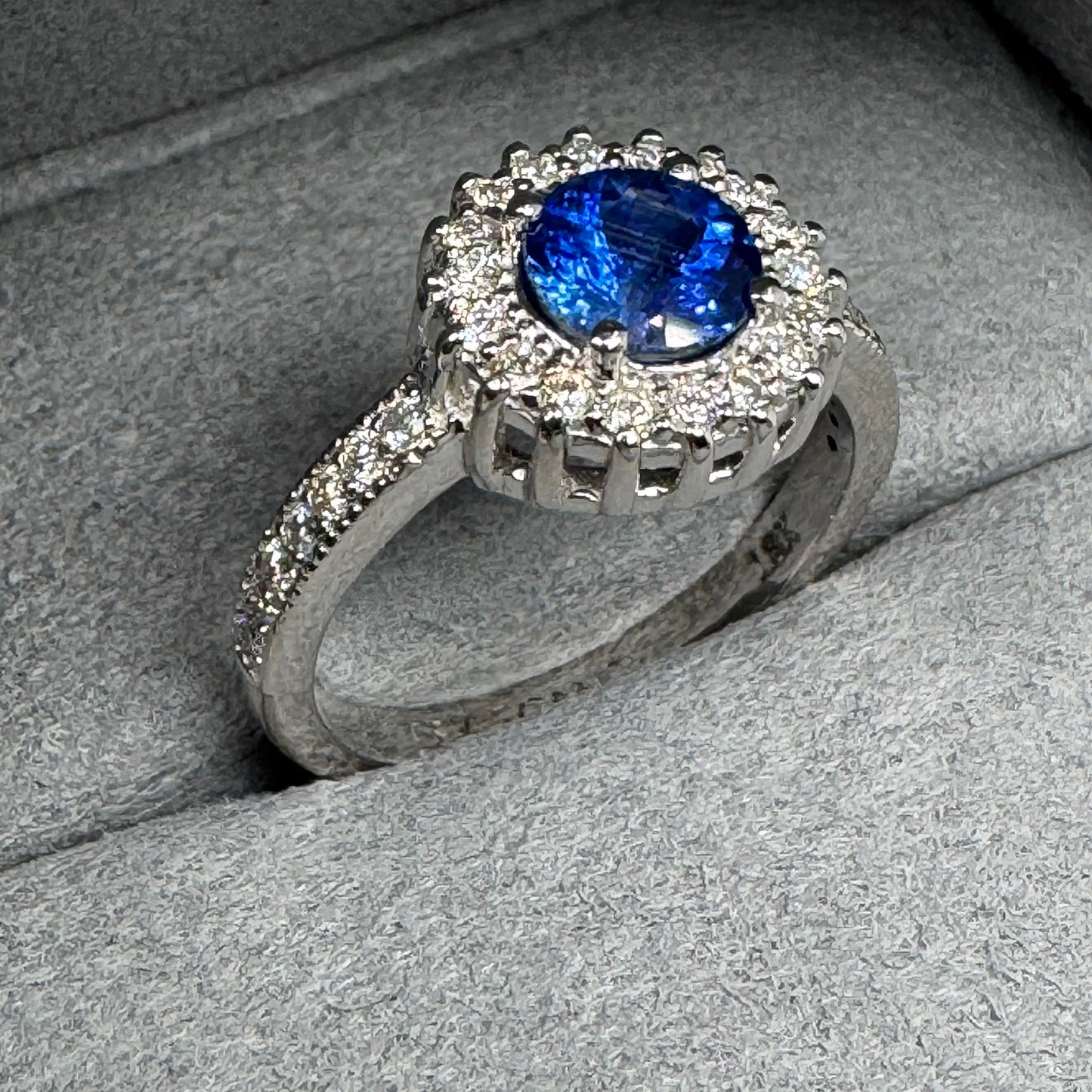 Natural Blue Sapphire Ring with Diamond Halo – 18K White Gold
