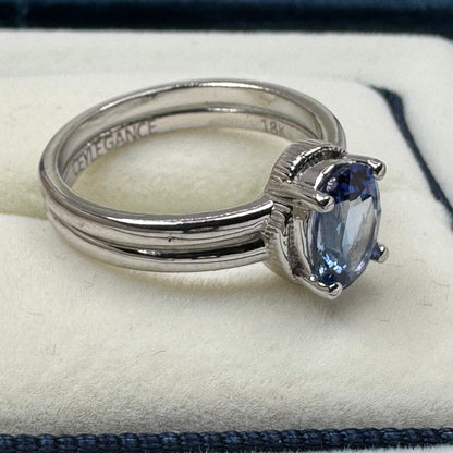 White Gold Ring with Natural Ceylon Blue Sapphire – Elegant Oval Cut