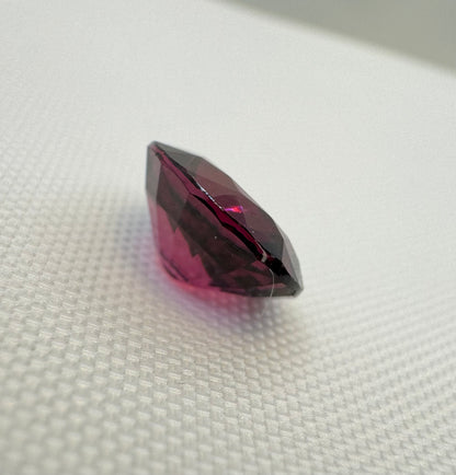 Rhodolite Garnet Purplish Red Oval Mixed Cut
