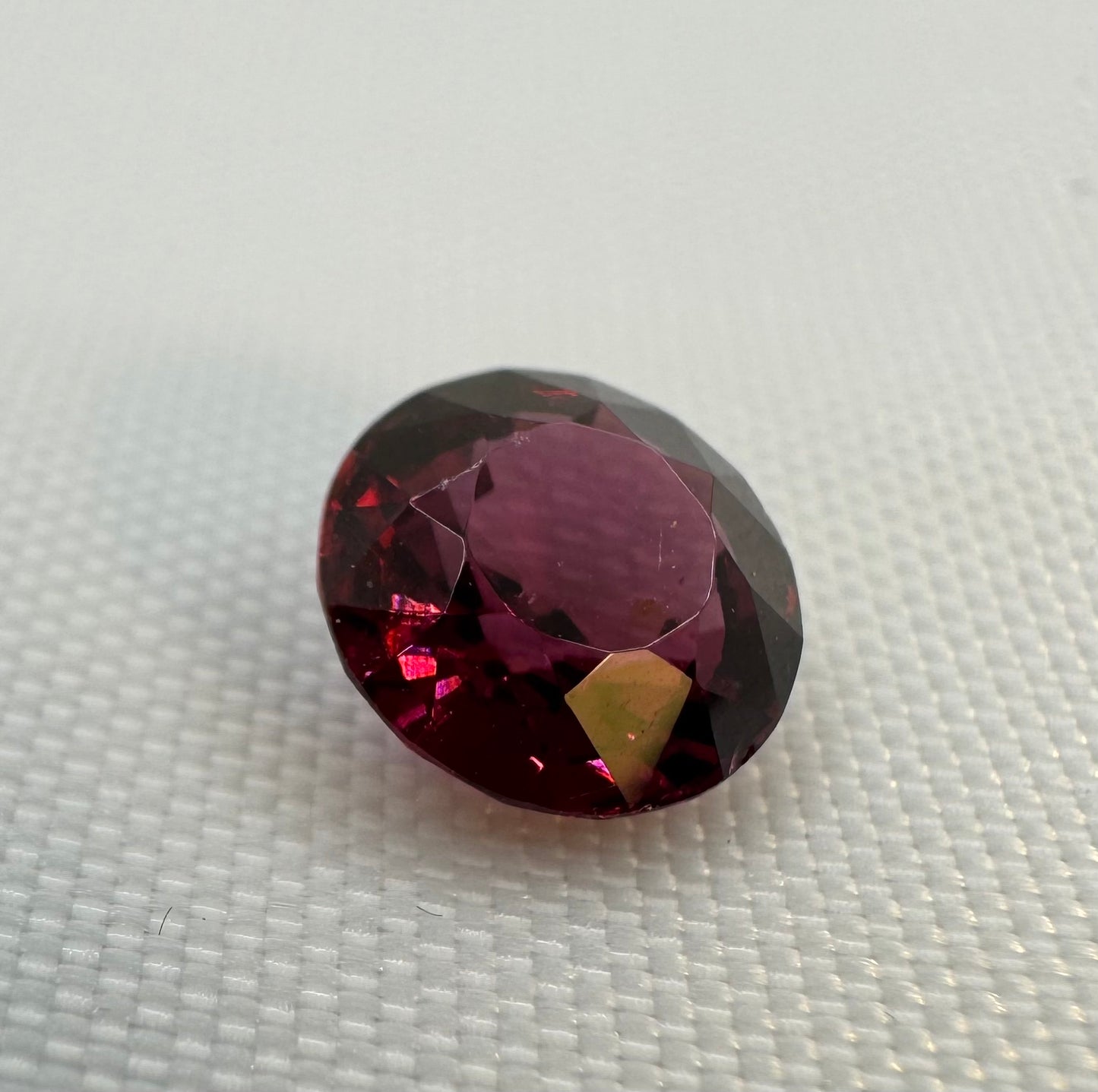 Rhodolite Garnet | Purplish Red | Round Cut | 2.13 CT