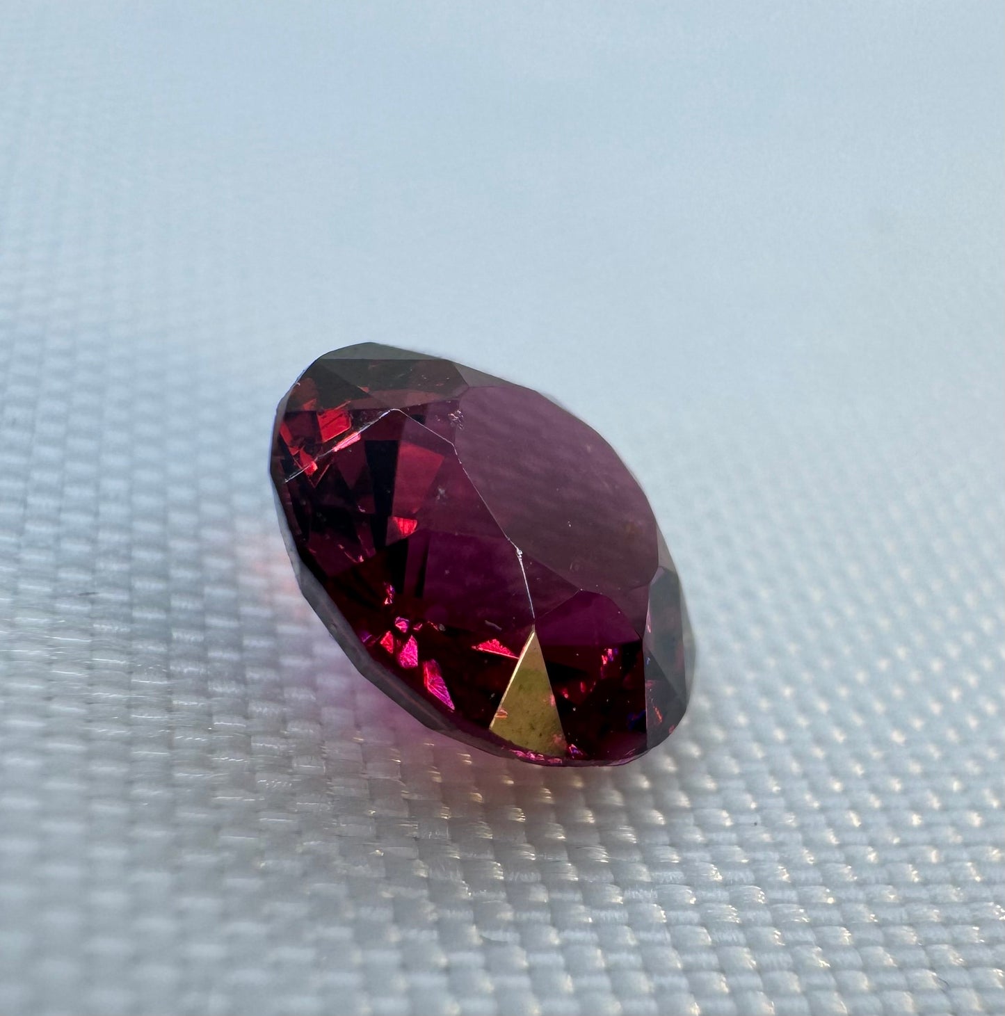 Rhodolite Garnet | Purplish Red | Round Cut | 2.13 CT