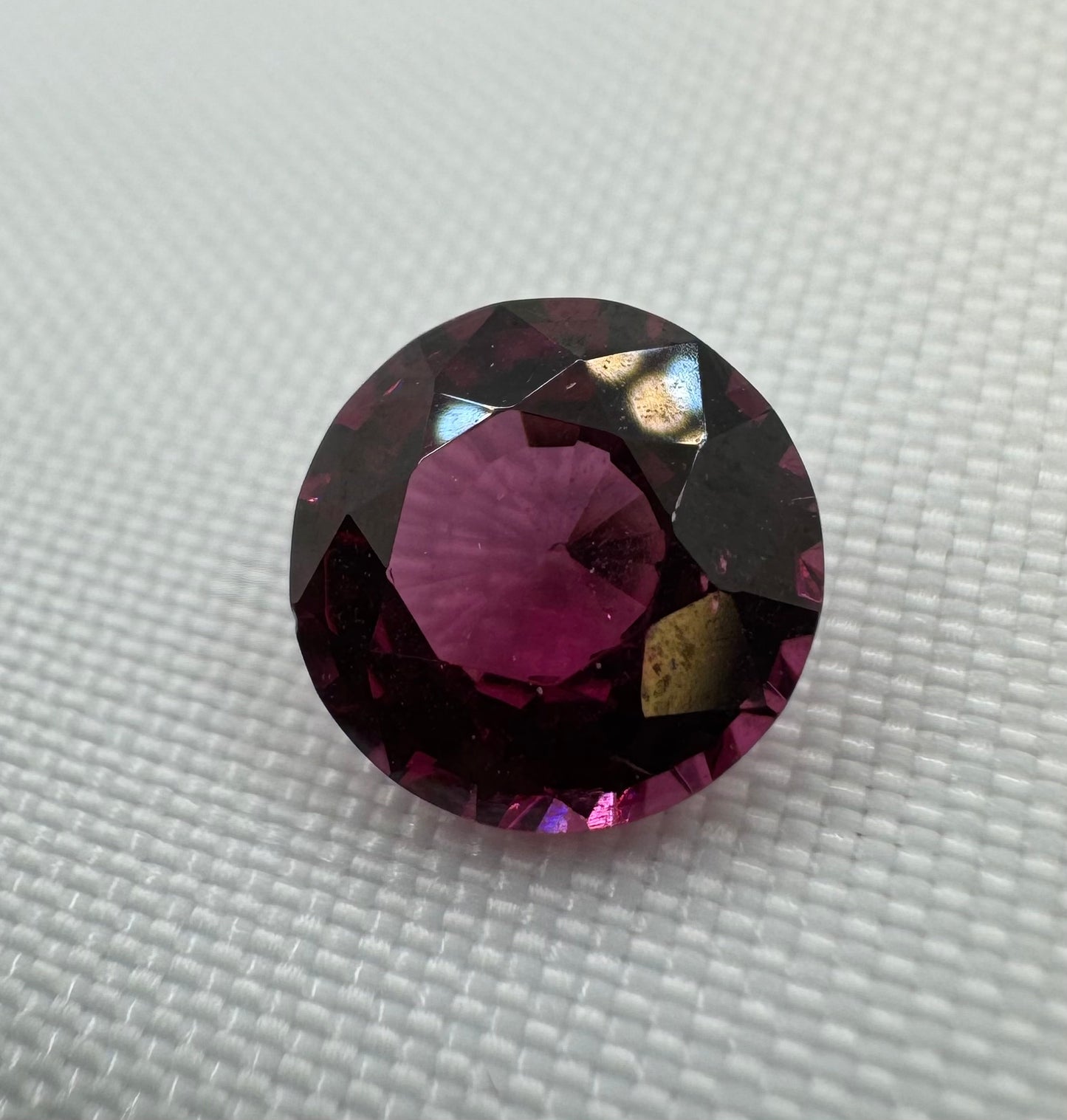 Rhodolite Garnet | Purplish Red | Round Cut | 2.09 CT
