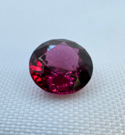 Rhodolite Garnet | Purplish Red | Round Cut | 2.09 CT