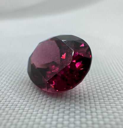 GIA Certified Natural Rhodolite Garnet Purplish Red Modified Brilliant Cut
