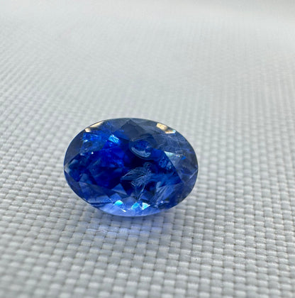 Natural Blue Sapphire - 1.28ct - Oval Mixed Cut