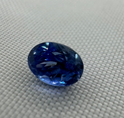 Natural Blue Sapphire - 1.28ct - Oval Mixed Cut
