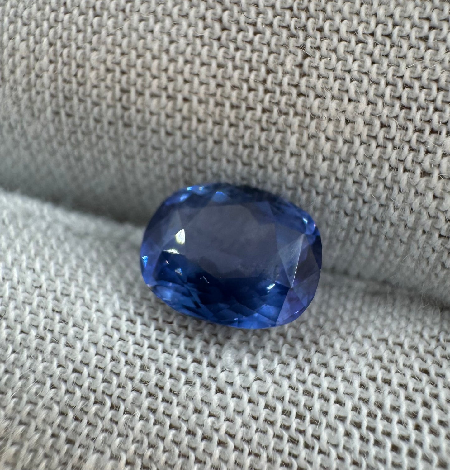 GIA Certified Natural Blue Sapphire - 1.87ct - Rectangular Cushion