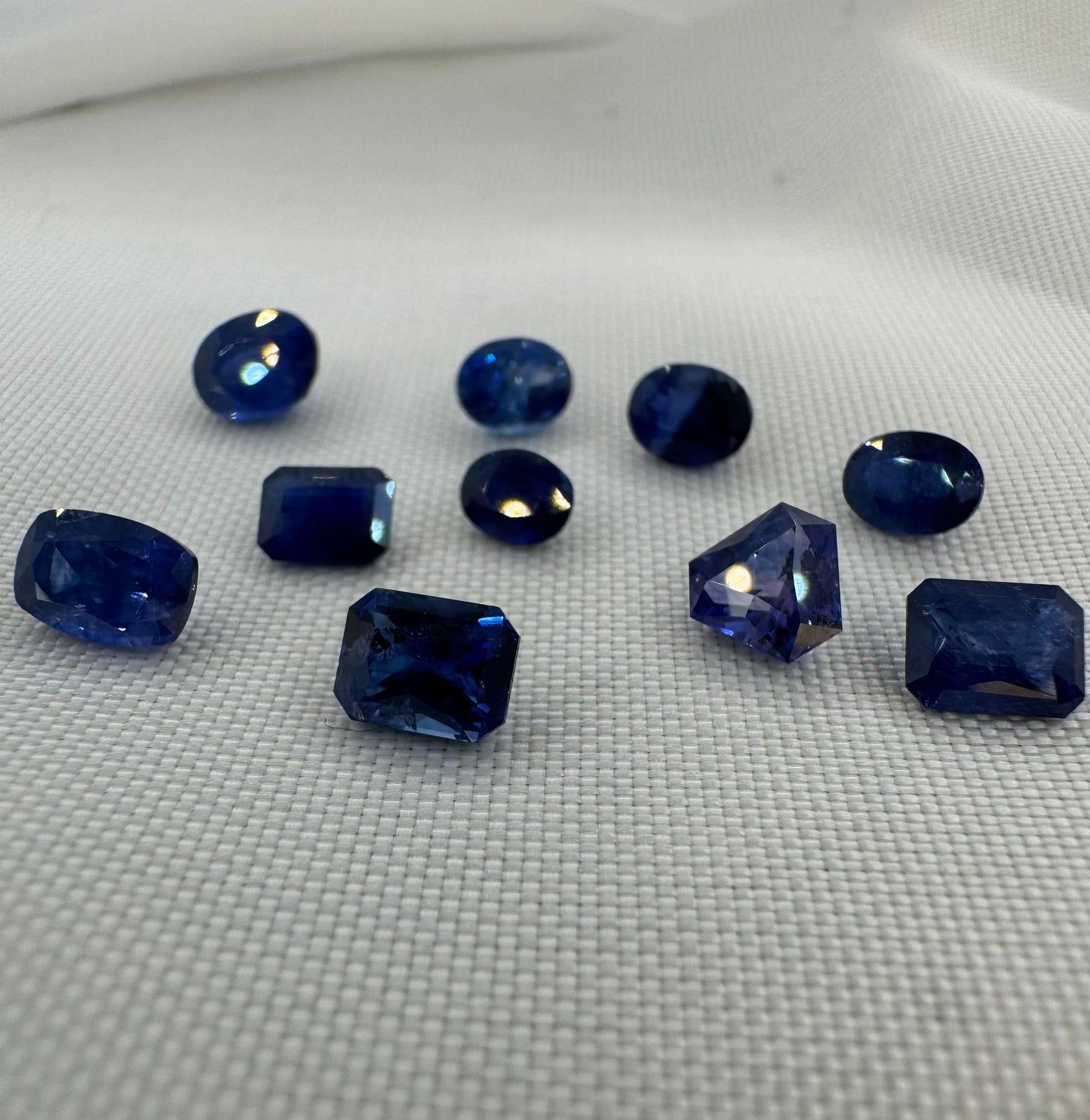 Natural Blue Sapphire lot (10 stones) 7ct