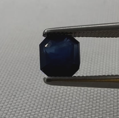 Natural Royal Blue Sapphire - 0.92 ct - Octagon Step Cut