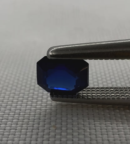 Natural Blue Sapphire - 0.63 ct - Radiant Step Cut